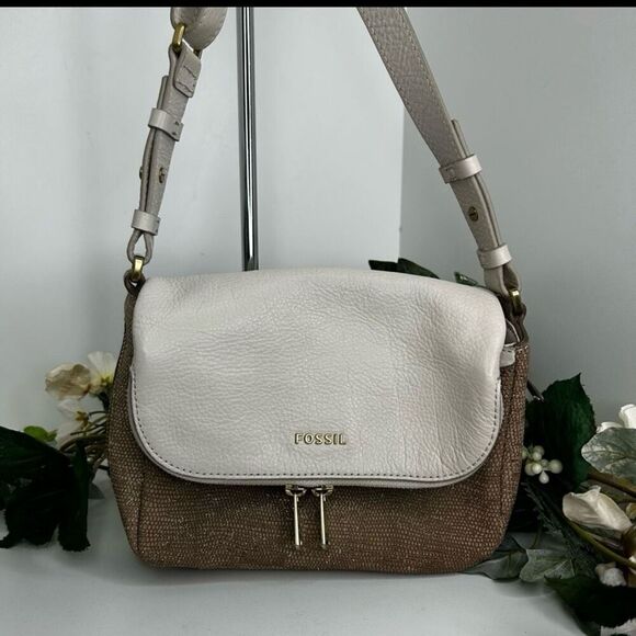 NWOT Fossil Preston Crossbody Bag Small Gray Gold Flap Leather Adjustable Strap - Picture 12 of 12